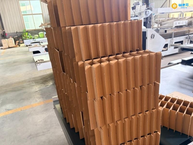 https://www.wdcartonmachine.com/automatic-carton-partition-assembler-2-product/