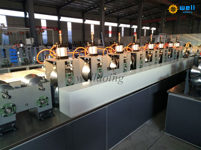 Industrial V Shaped Paper Corner Board Machine – Innovative Equipment