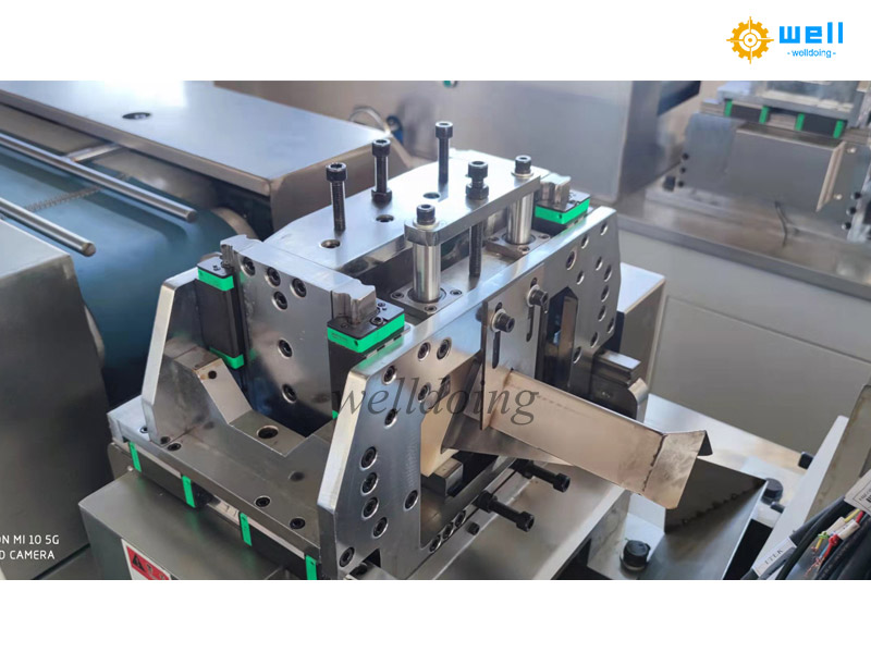 https://www.wdcartonmachine.com/paper-angle-board-machine/