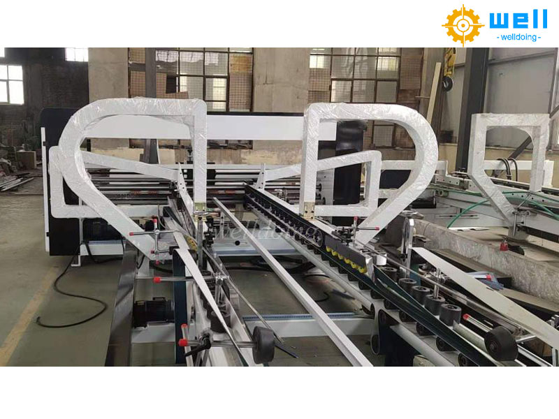 https://www.wdcartonmachine.com/corrgated-cardboard-automatic-folding-gluing-equipment-product/