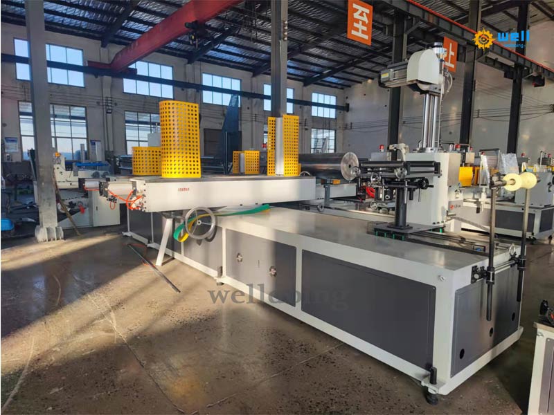 https://www.wdcartonmachine.com/automatic-4-heads-spiral-paper-core-making-machine-product/