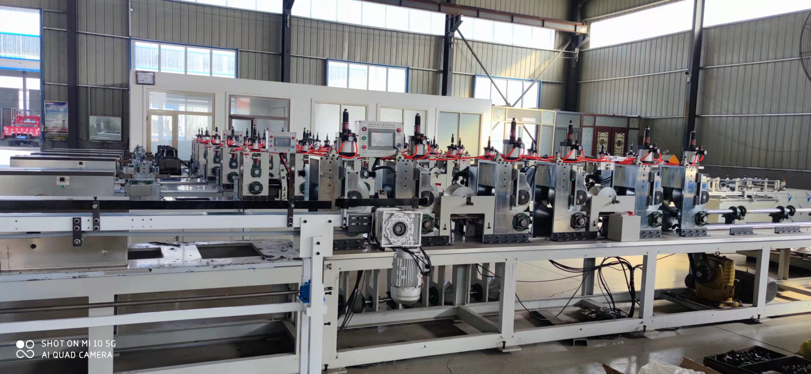 Automatic Paper Angle Board Machine – China Manufacturer Supply