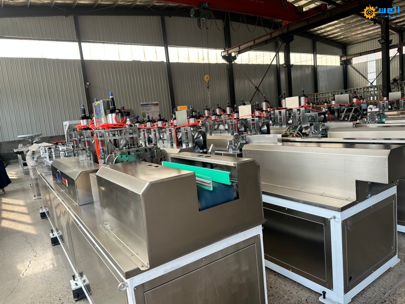 https://www.wdcartonmachine.com/paper-angle-board-machine/