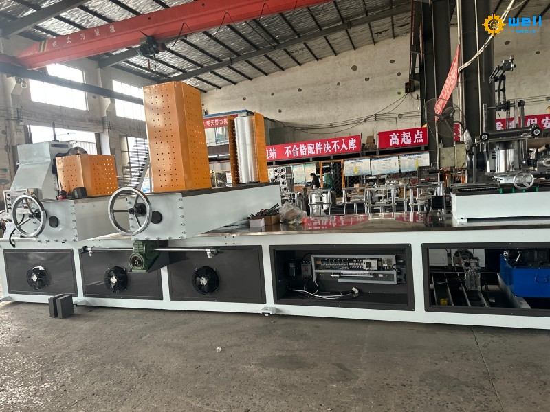 https://www.wdcartonmachine.com/automatic-spiral-paper-core-tube-making-machine-product/