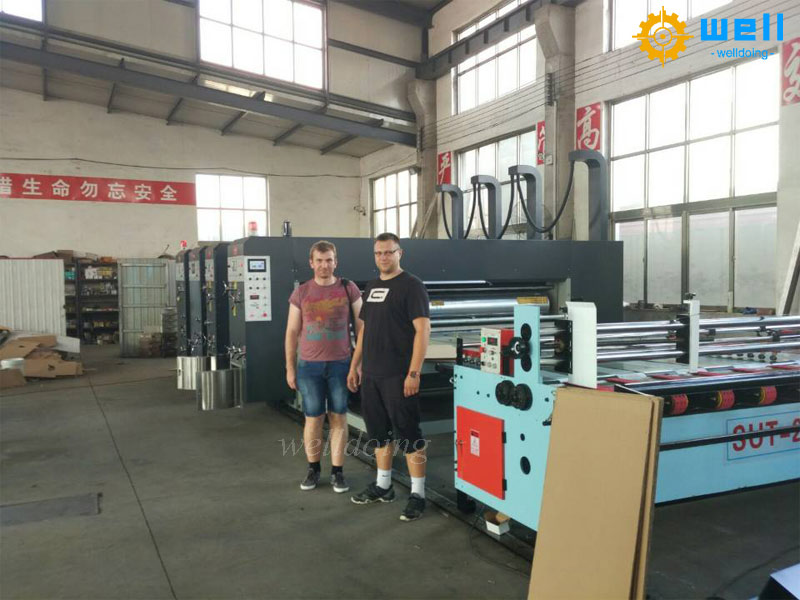 https://www.wdcartonmachine.com/semi-automatic-chain-feeding-printer-slotter-rottery-die-cutter-product/